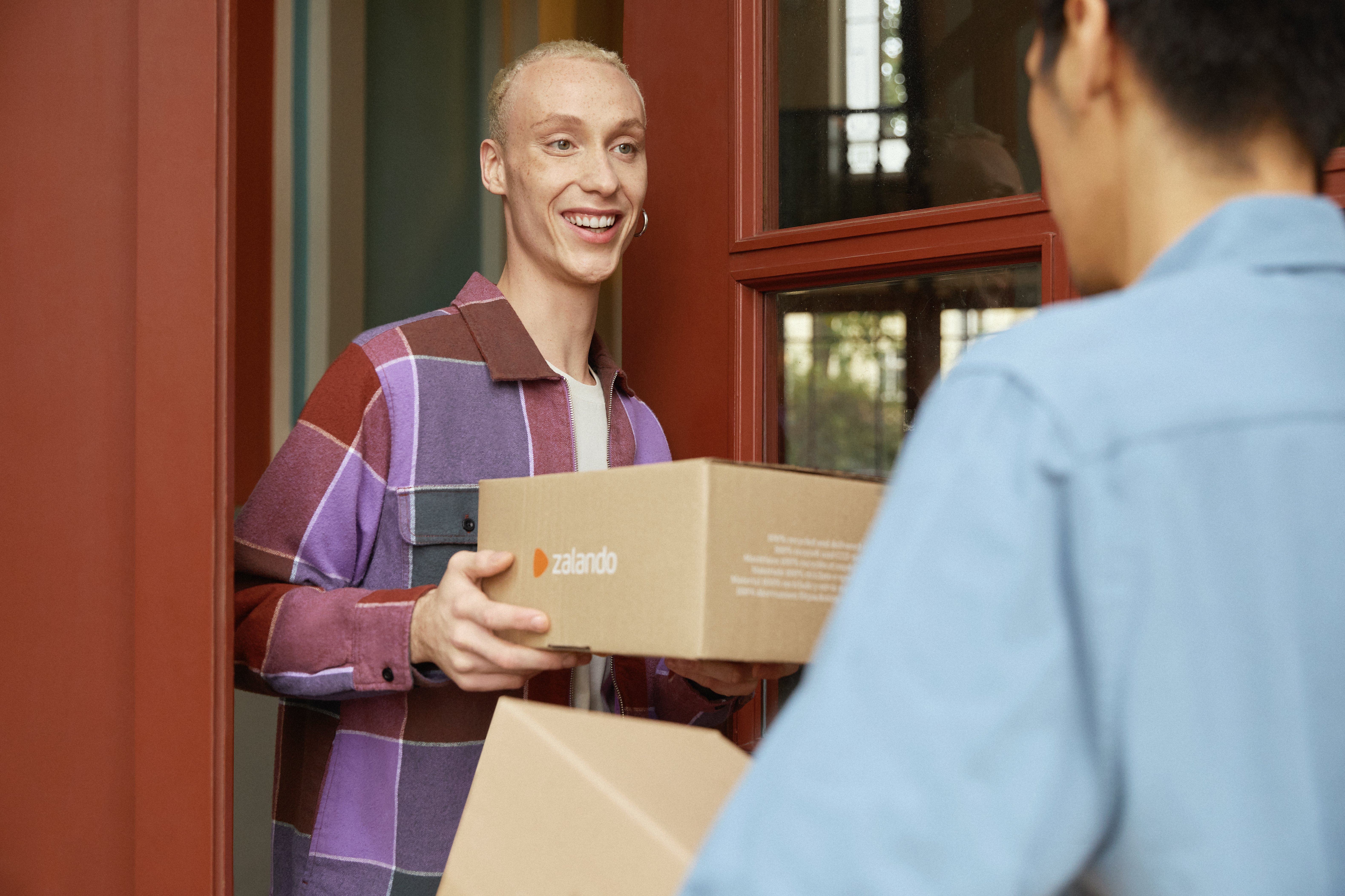 Zalando SE_2021_Customer_Delivery (1) (1)